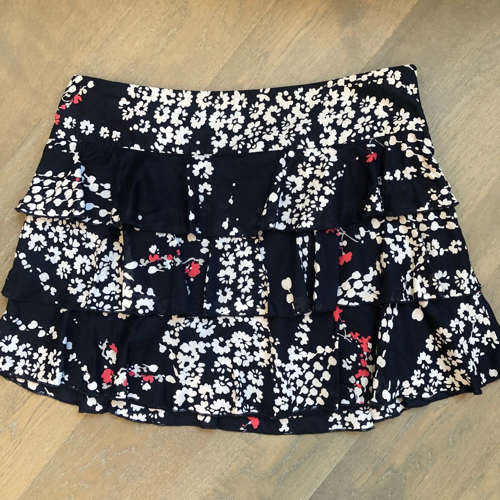 Express Mini Skirt - Picture 2 of 3